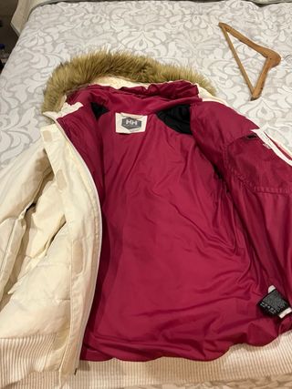 Chaqueta Helly Hansen Beige con Capucha y Pelo