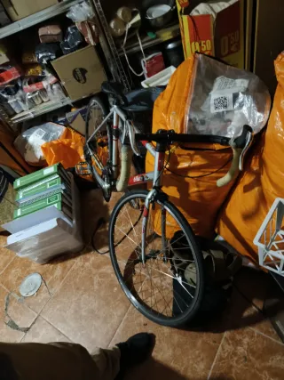 Bicicleta carretera Btwin 21 v