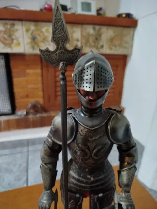 Figura Caballero Armadura 38 cm