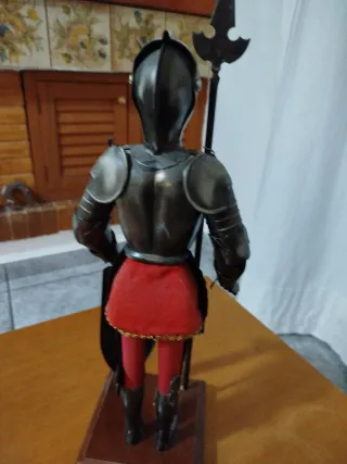 Figura Caballero Armadura 38 cm