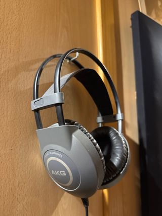 Auriculares AKG K512