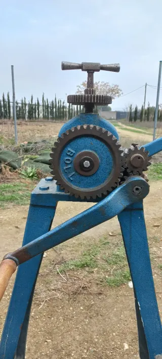 Máquina para hilados y joyería