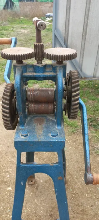 Máquina para hilados y joyería