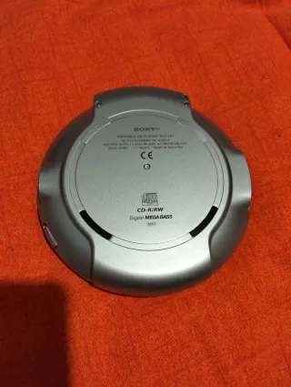 Lettore CD/MP3 Sony D-CJ01 + Cuffie Nuove