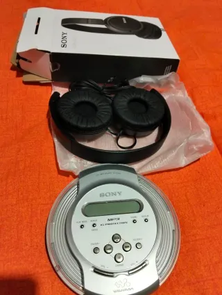 Lettore CD/MP3 Sony D-CJ01 + Cuffie Nuove