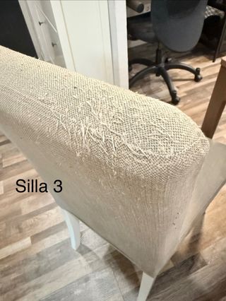 Mesa EKEDALEN con sillas HENRIKSDAL