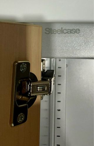 Armario Alto Metálico Steelcase con Llave