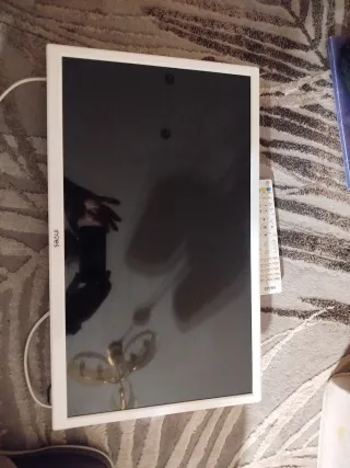 Monitor Inves 24 LED TV Blanco