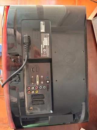 Monitor LG Flatron Negro/Rojo