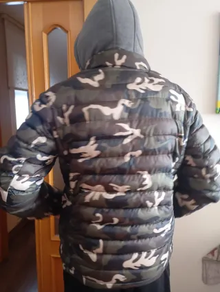 chaqueta militar ,sin utilizar