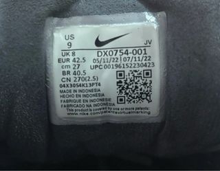 Sapatilhas Nike Air Max Brancas e Pretas