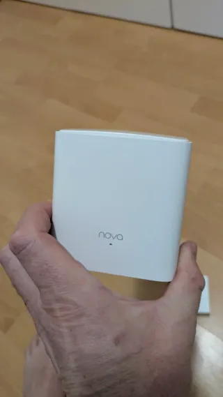 Red Mesh Tenda MW5S AC1200 Red Mesh