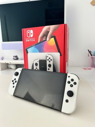 Nintendo Switch OLED