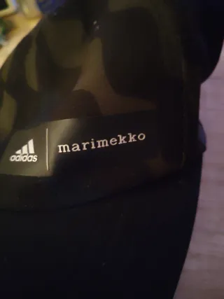 Gorra Adidas x Marimekko Camuflaje Negra