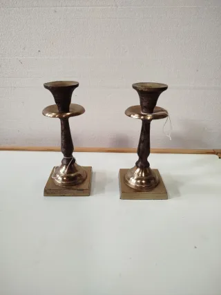 Juego de 2 candelabros porta velas