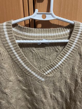 Jersey Stradivarius beige talla S