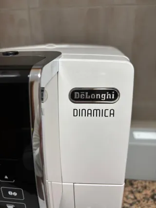 Cafetera Automática DeLonghi Dinamica
