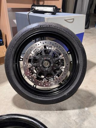 Llantas KTM 1290-1390 SuperDuke (100 km)