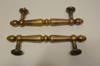 Tiradores antiguos de bronce