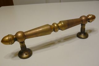 Tiradores antiguos de bronce