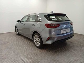Kia Ceed 1.6 MHEV iMT Drive 100 kW (136 CV)