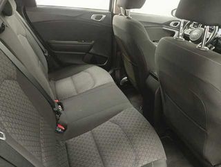 Kia Ceed 1.6 MHEV iMT Drive 100 kW (136 CV)