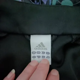 Chaqueta Adidas mujer nueva