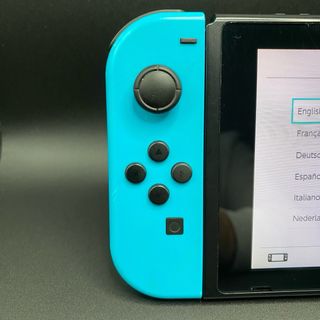 Nintendo Switch 32GB Blu e Rossa Modificabile!