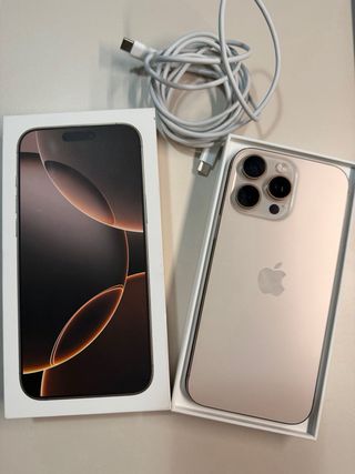 iPhone 16 Pro Max 256GB Dorado