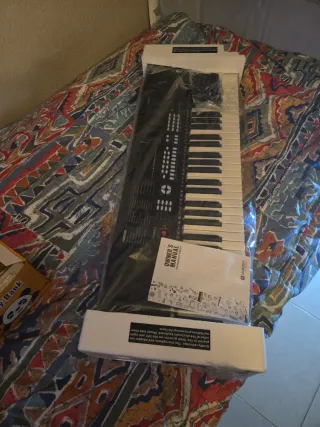 Piano electrónico VGK611