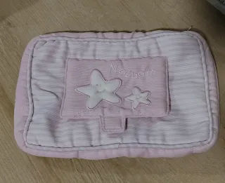 Lote de 6 accesorios bebé: bolso, cambiador, etc