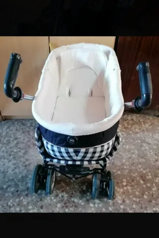 Capazo y silla de paseo Bebecar