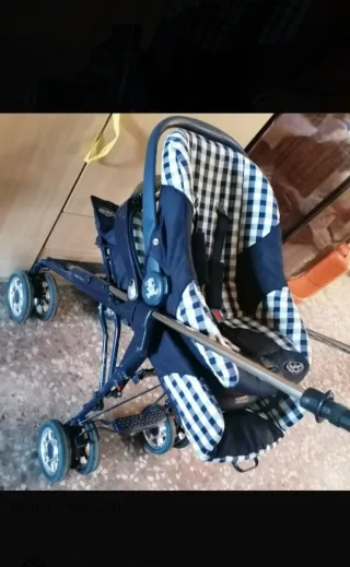Capazo y silla de paseo Bebecar