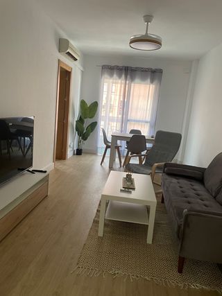 Alquilo habitación en piso compartido