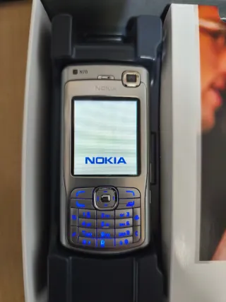 Nokia N70 Edición Especial Plata