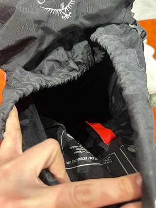 Mochila Osprey Kestrel 48L Negra