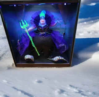 Disney La Sirenetta Ursula Darkness Descends