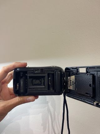 Olympus Mju I Cámara Analógica con Funda