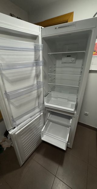 Nevera Combi Balay