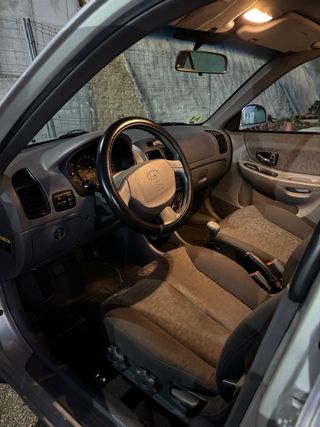 Hyundai Accent 2005