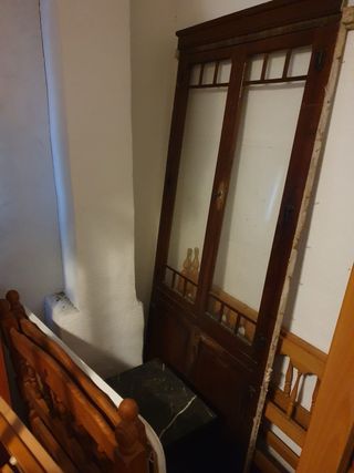 Puerta antigua madera y cristal