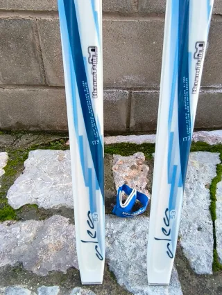 Set sci da fondo, bastoncini e scarponi