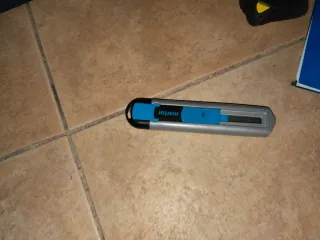 Cúter Martor Plata y Azul