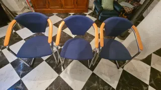 Sillas de oficina/sala de espera azul