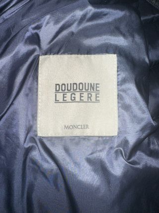 Giacca Moncler leggera blu