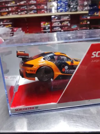 Scalextric Mercedes AMG GT3