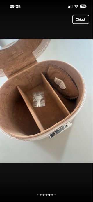 Portagioie ovale con specchio