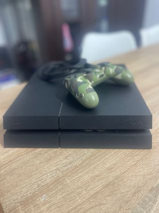 PS4 (PlayStation 4) 1T con mando de camuflaje