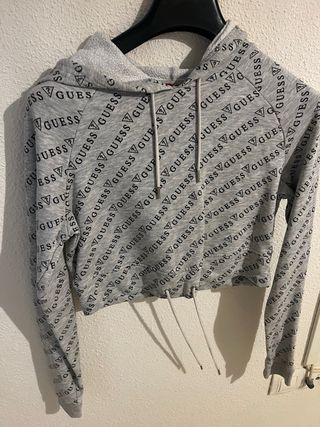 Sudadera corta Guess verdadera  gris talla XS