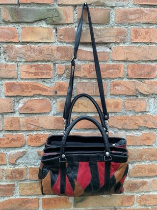 Borsa patchwork ecopelle nera e rossa